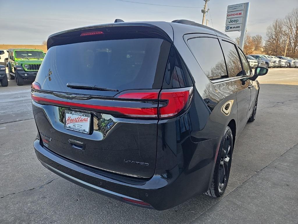 used 2025 Chrysler Pacifica car, priced at $35,995