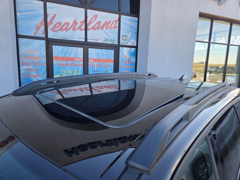 new 2026 Jeep Cherokee car, priced at $40,791