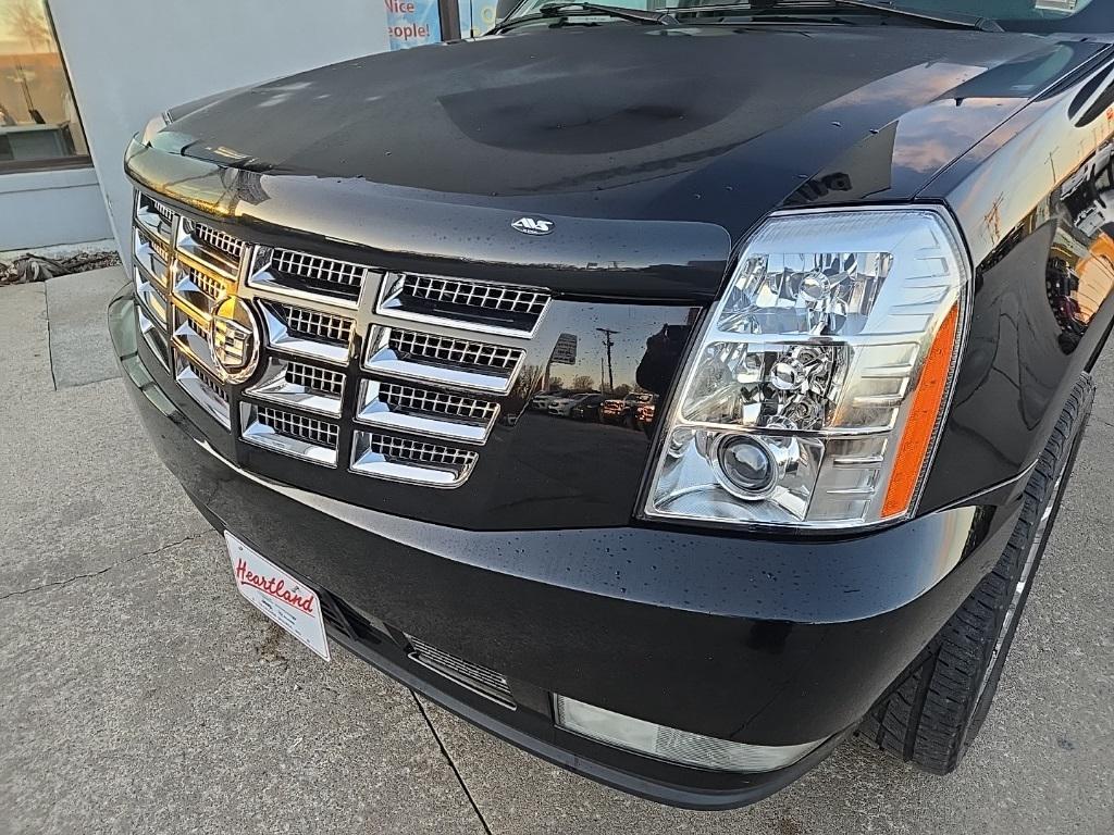 used 2007 Cadillac Escalade EXT car, priced at $18,995