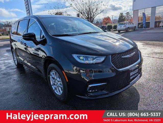 new 2026 Chrysler Pacifica car, priced at $42,578