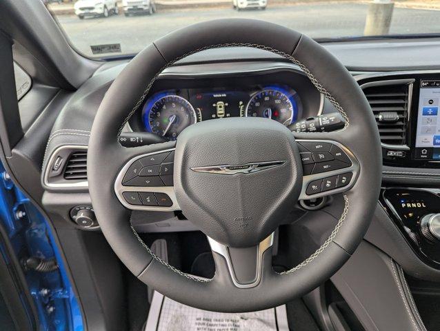 new 2026 Chrysler Pacifica car, priced at $52,660