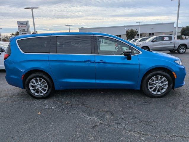 new 2026 Chrysler Pacifica car, priced at $52,660