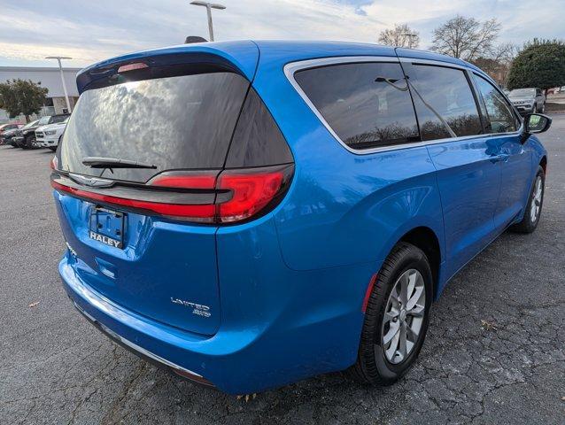 new 2026 Chrysler Pacifica car, priced at $52,660