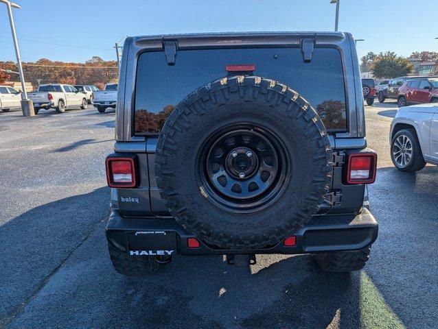 used 2022 Jeep Wrangler Unlimited car, priced at $31,995