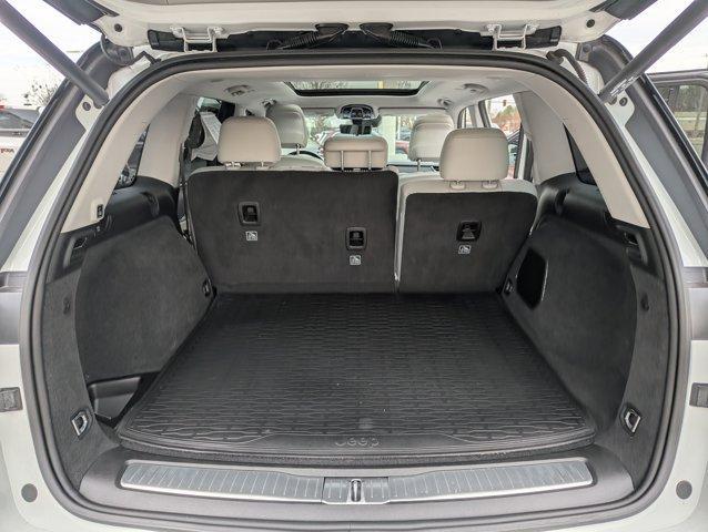 used 2022 Jeep Grand Cherokee car, priced at $42,995