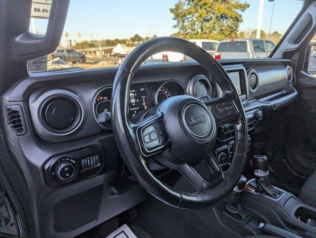 used 2022 Jeep Gladiator car, priced at $30,995
