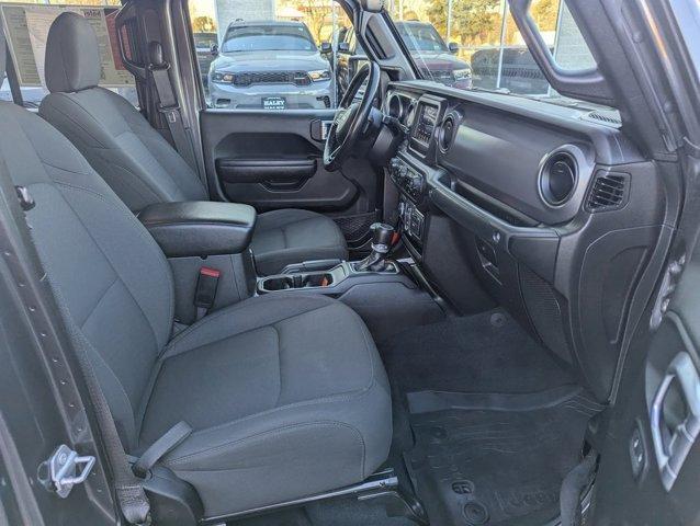used 2022 Jeep Gladiator car, priced at $30,995