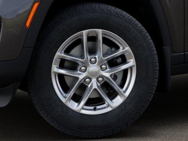 new 2026 Jeep Grand Cherokee car, priced at $47,245