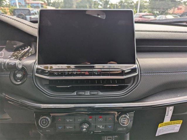 new 2025 Jeep Compass car, priced at $33,923