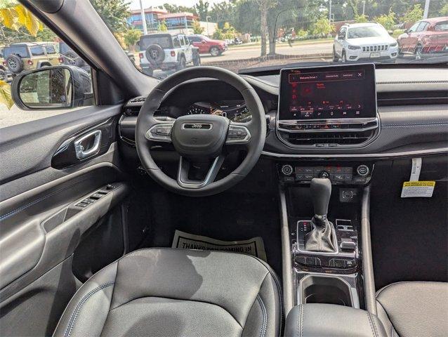 new 2025 Jeep Compass car, priced at $33,923
