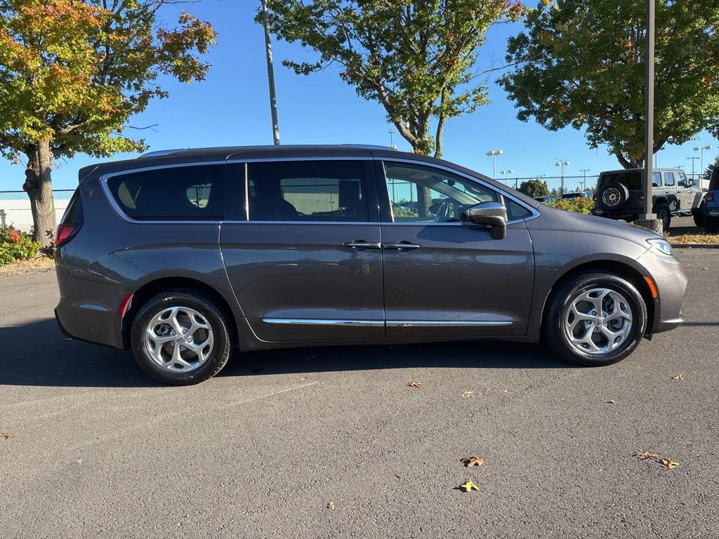 used 2021 Chrysler Pacifica car, priced at $26,500