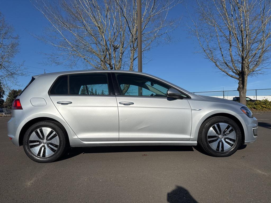 used 2015 Volkswagen e-Golf car, priced at $9,690