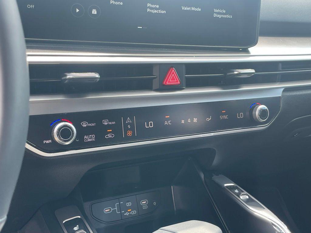 new 2026 Kia Sorento car, priced at $36,914