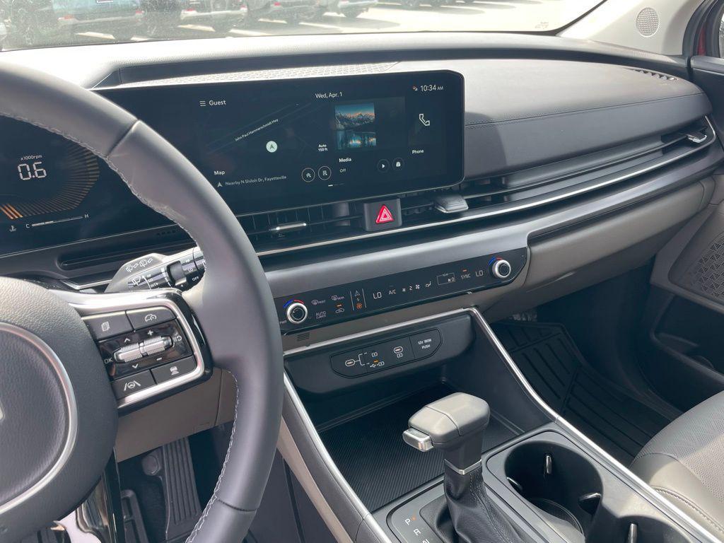 new 2026 Kia Carnival car, priced at $41,235