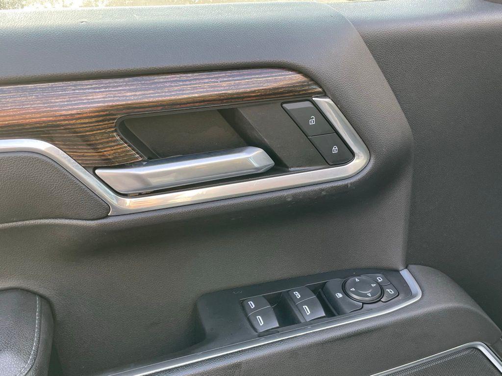 used 2022 GMC Sierra 1500 car, priced at $30,700