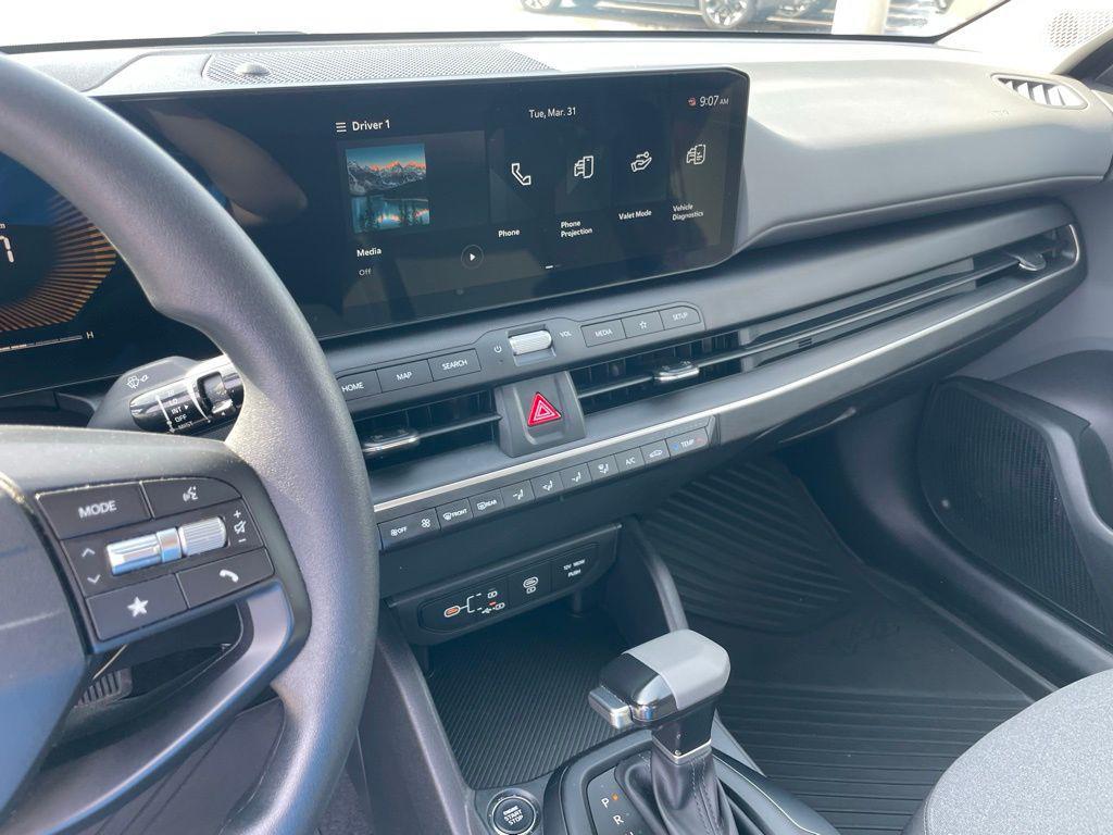 used 2025 Kia K4 car, priced at $21,000