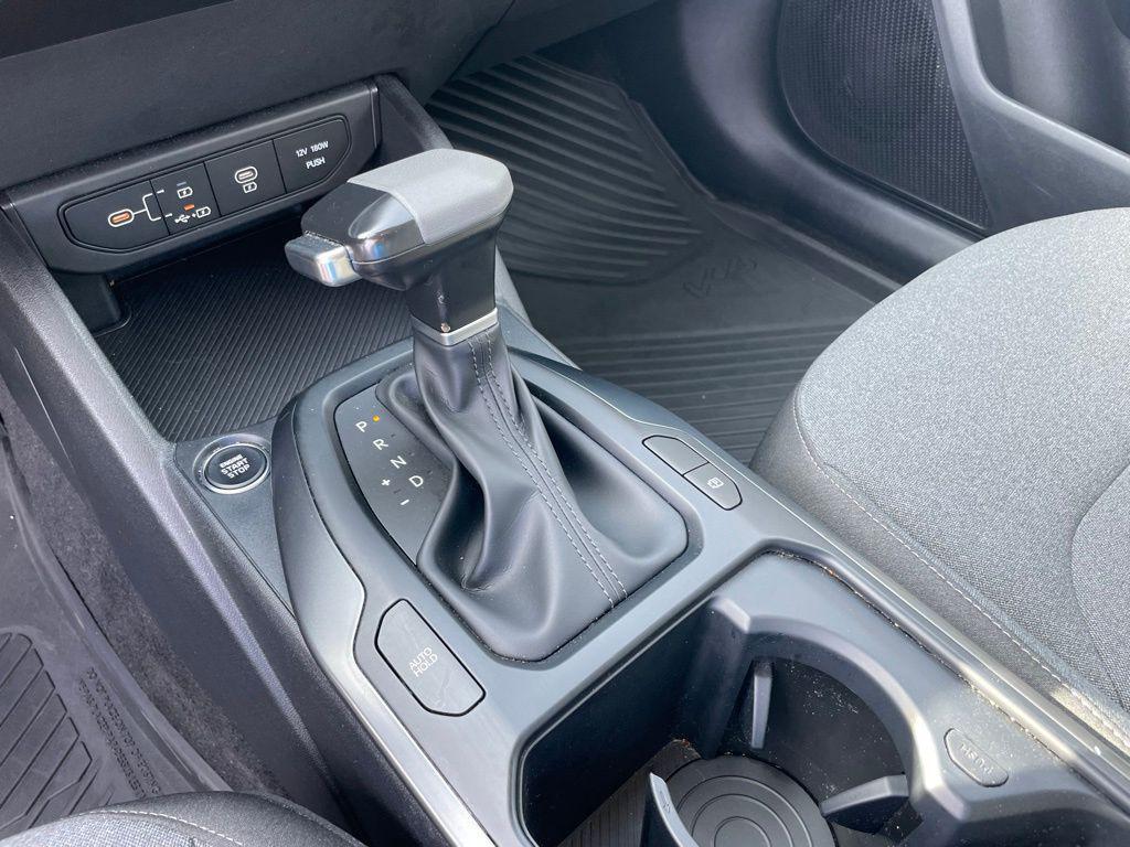 used 2025 Kia K4 car, priced at $21,000