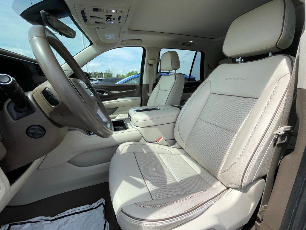 used 2021 GMC Yukon car, priced at $45,500