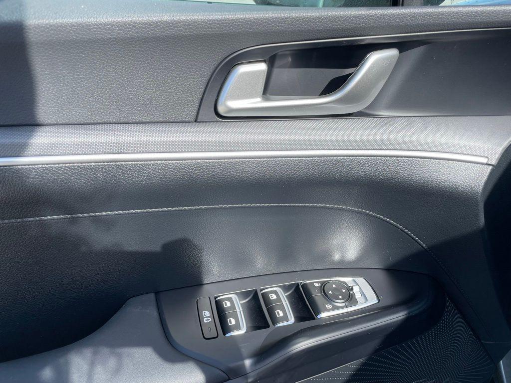 new 2026 Kia K5 car, priced at $28,585