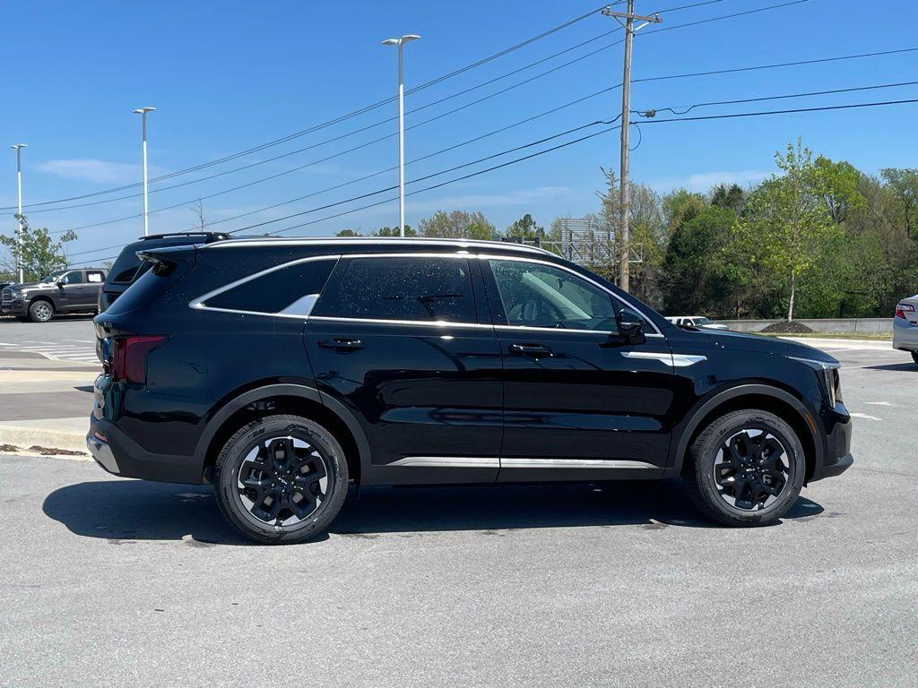 new 2026 Kia Sorento car, priced at $39,085