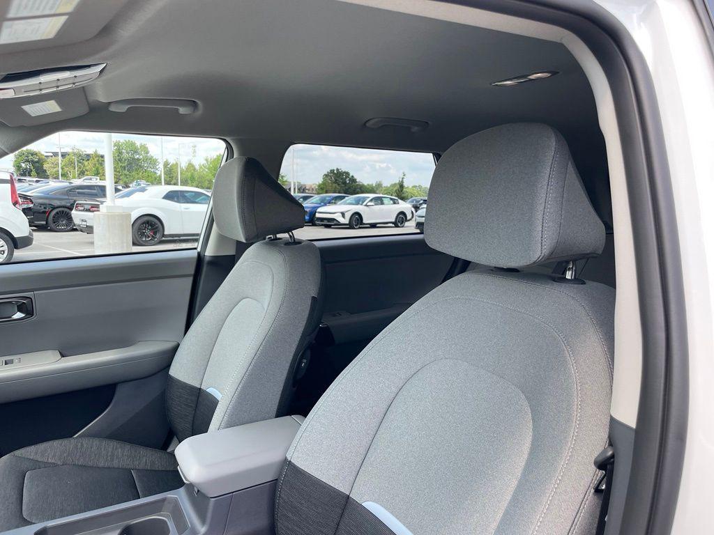 new 2027 Kia Seltos car, priced at $27,059