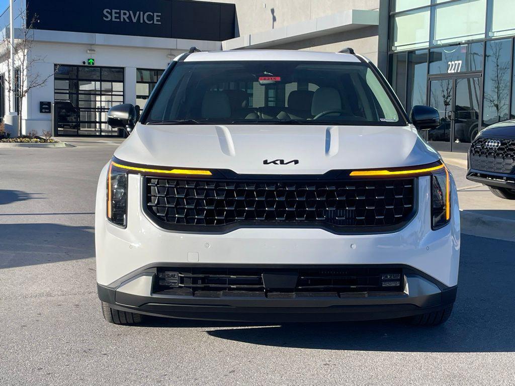 new 2026 Kia Carnival Hybrid car, priced at $55,080