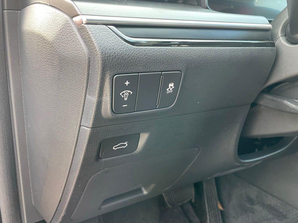 new 2026 Kia K5 car, priced at $39,580