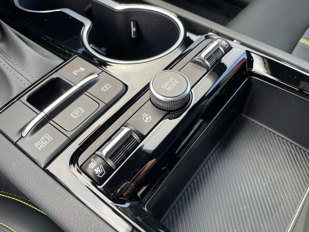 new 2026 Kia K5 car, priced at $39,580