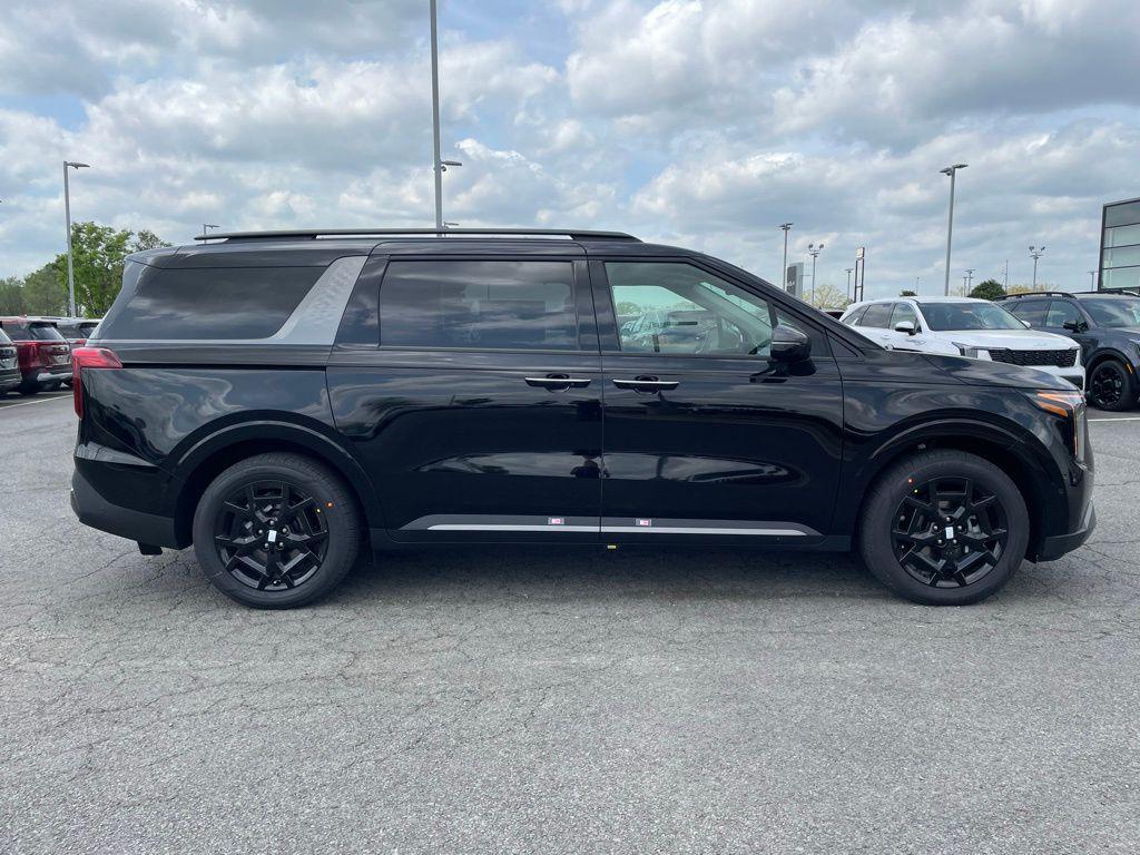 new 2026 Kia Carnival Hybrid car, priced at $51,830