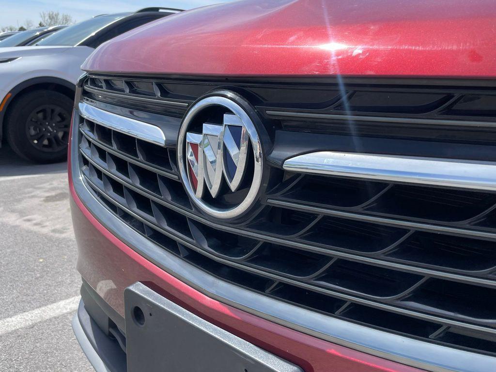 used 2022 Buick Envision car, priced at $28,000