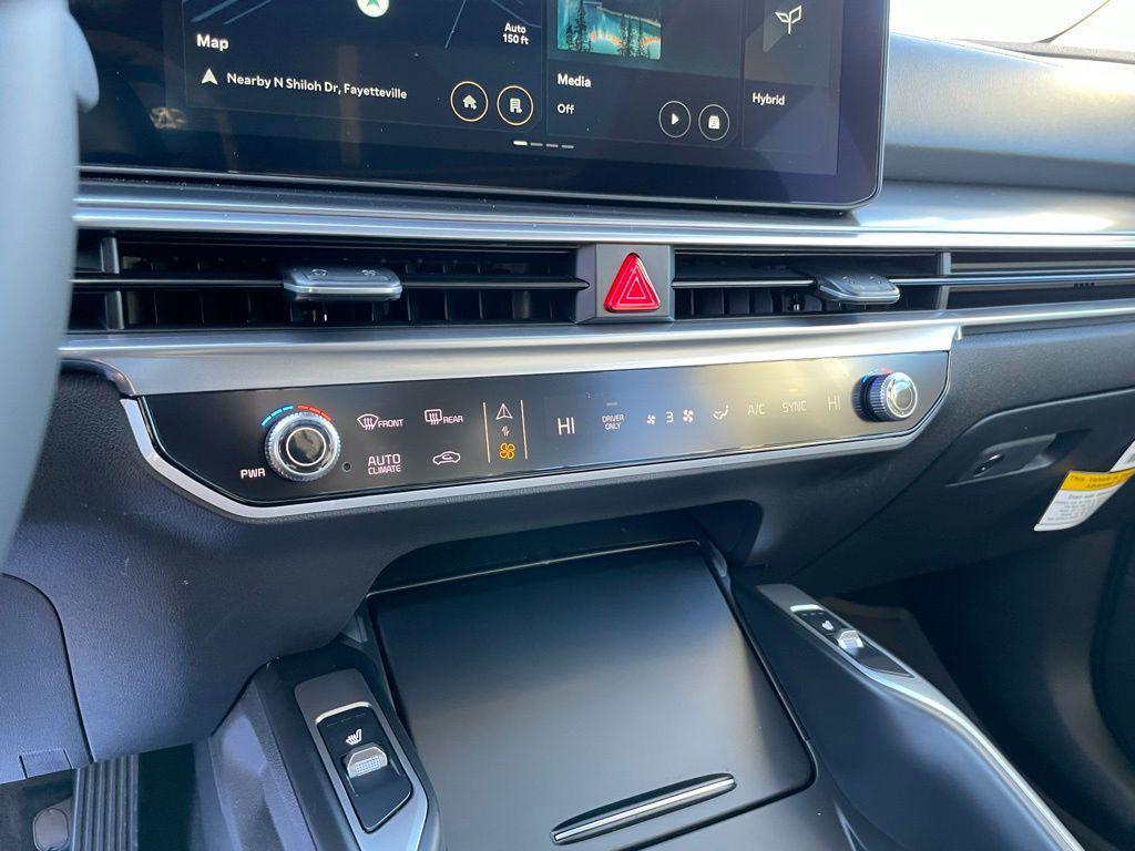 new 2026 Kia Sorento Hybrid car, priced at $44,660