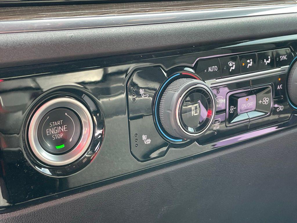 used 2024 Chevrolet Silverado 1500 car, priced at $37,800