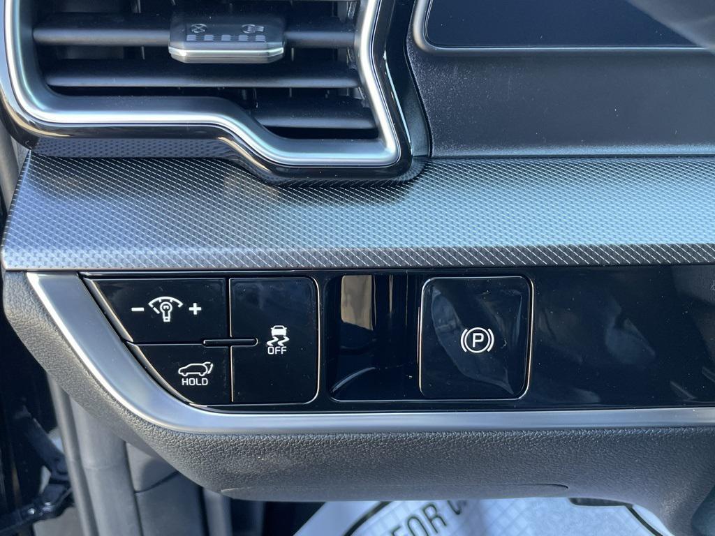 used 2025 Kia Sportage car, priced at $29,790