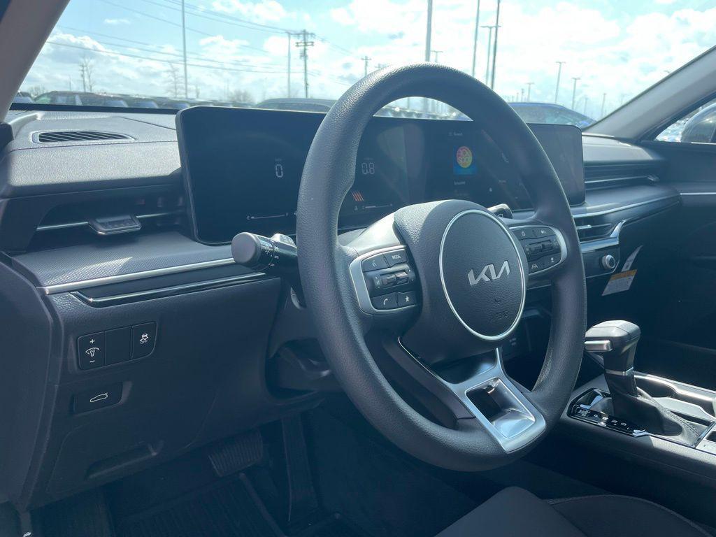 new 2026 Kia K5 car, priced at $29,280