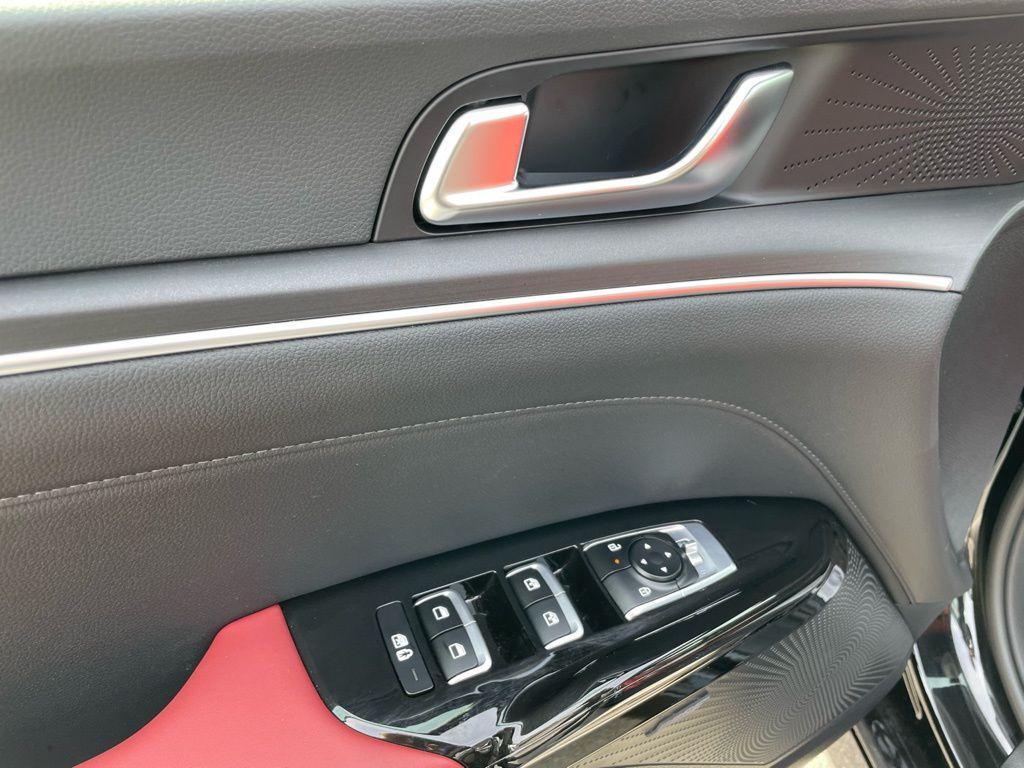 new 2026 Kia K5 car, priced at $32,080