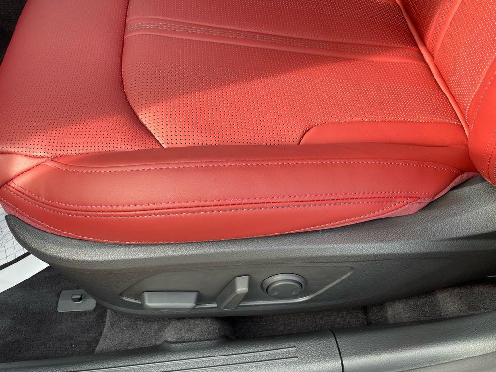 new 2026 Kia K5 car, priced at $32,080