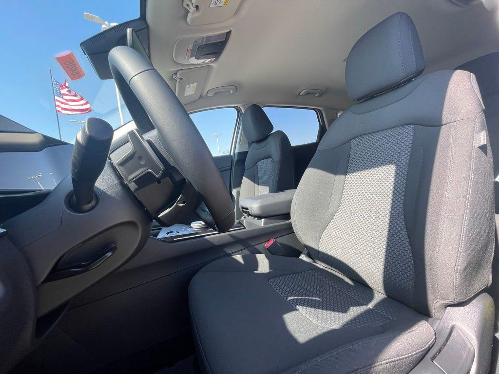 new 2026 Kia Sportage Hybrid car, priced at $32,230