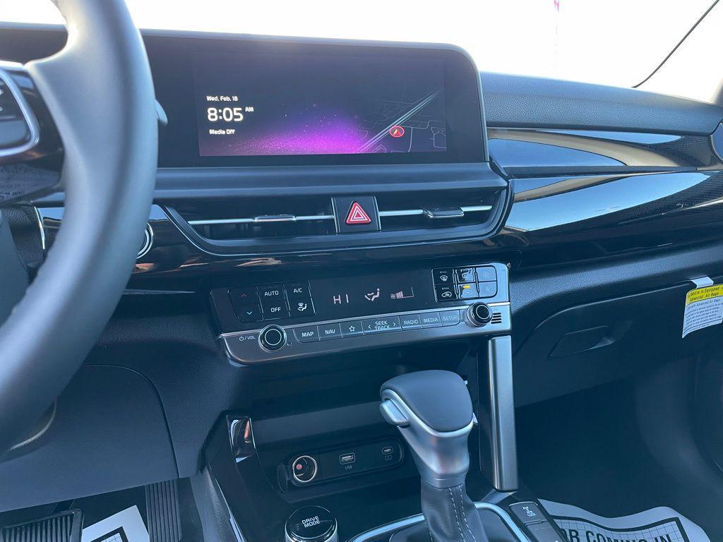 new 2026 Kia Seltos car, priced at $29,305