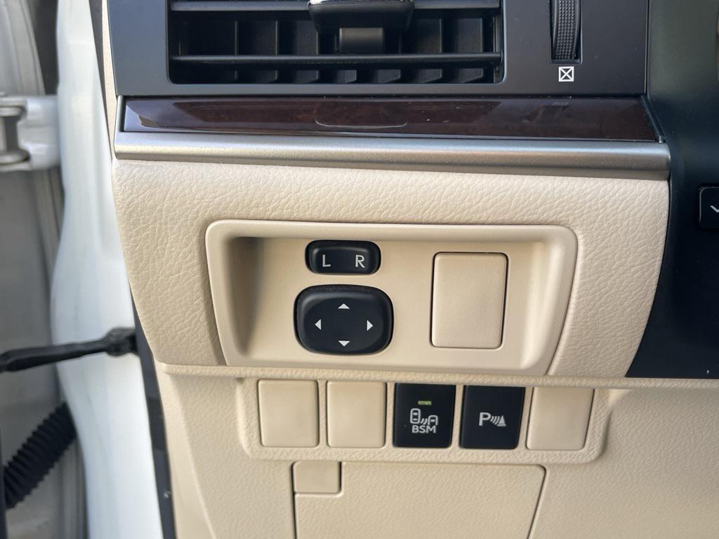 used 2013 Lexus ES 350 car, priced at $11,990