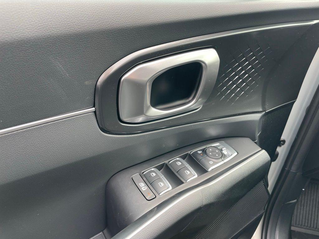 new 2026 Kia Sorento car, priced at $39,835