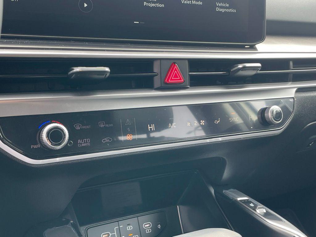 new 2026 Kia Sorento car, priced at $39,835