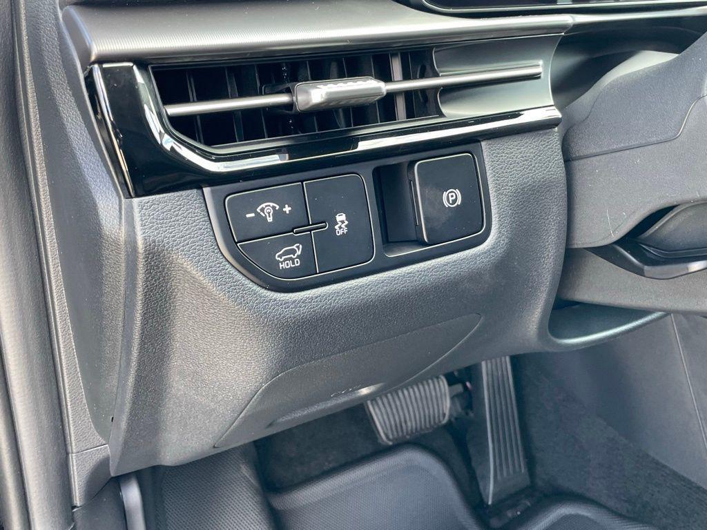 new 2026 Kia Sportage car, priced at $32,935