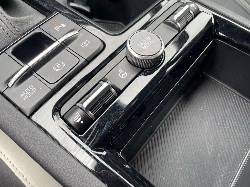 used 2025 Kia K5 car, priced at $29,800