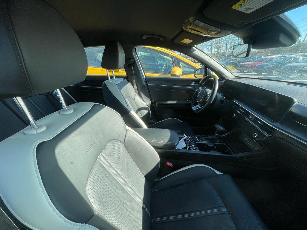 used 2025 Kia K5 car, priced at $28,990