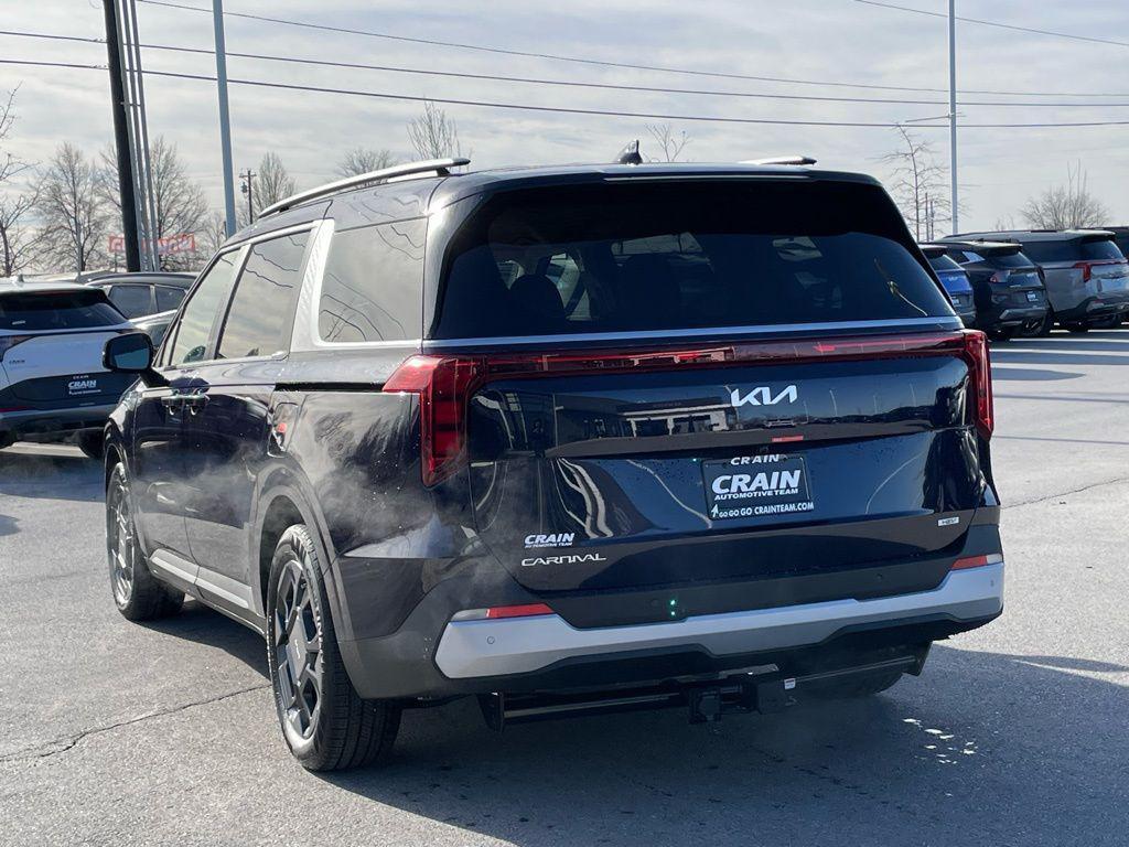 new 2026 Kia Carnival Hybrid car, priced at $45,435