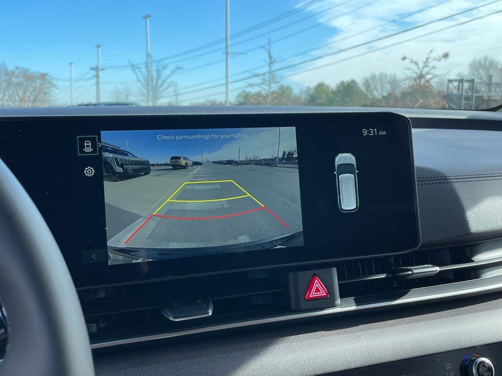 new 2026 Kia Carnival Hybrid car, priced at $45,435