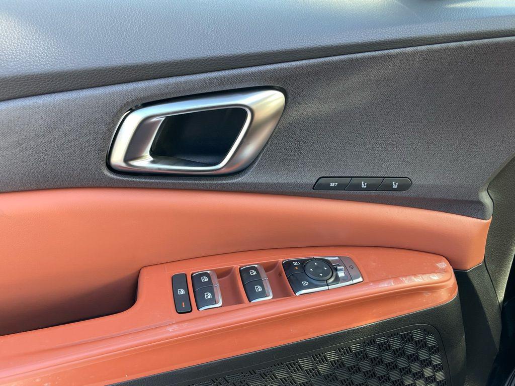 new 2026 Kia Carnival Hybrid car, priced at $45,435