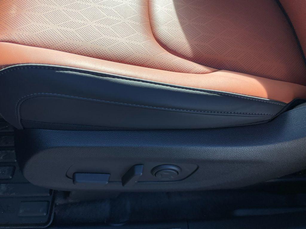 new 2026 Kia Carnival Hybrid car, priced at $45,435