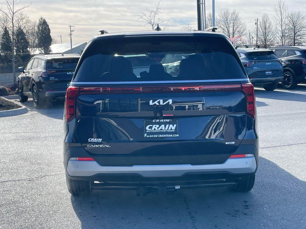 new 2026 Kia Carnival Hybrid car, priced at $45,435