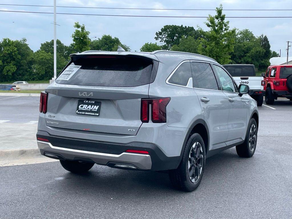 new 2026 Kia Sorento car, priced at $40,330